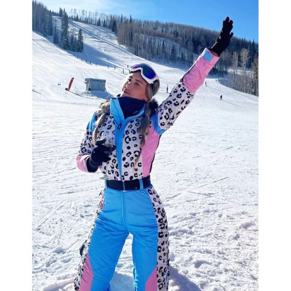 Tipsy Elves Women’s Snow Leopard Ski Snowboard Suit (worn once)